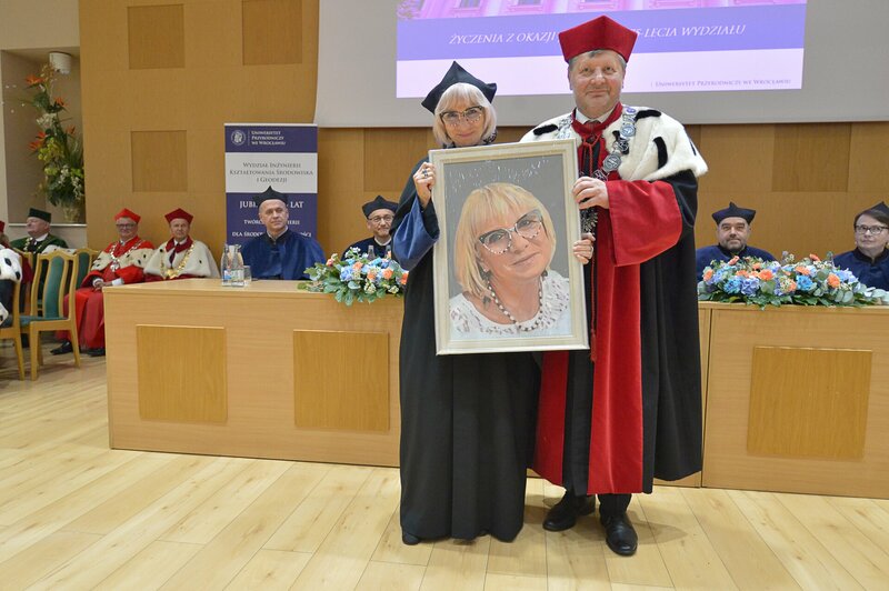 prof. Czesława Rosik-Dulewska
